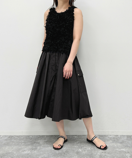 U by SPICK&SPAN(ユーバイスピックアンドスパン)の「フェザーファンシーノースリーブカットソー(タンクトップ・レディース・ホワイト/ブラック・FREE)」の21枚目の写真