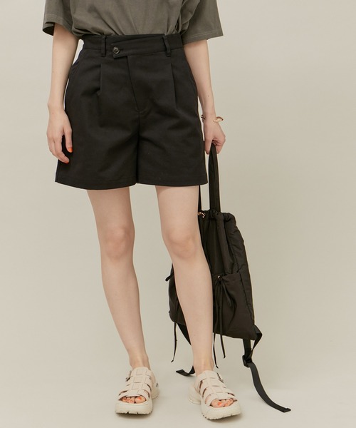 ROPE' PICNIC（ロペピクニック）の「デザインベルトチノショートパンツ（チノパンツ・レディース・ブラック/キャメル・36/38）」の2枚目の写真