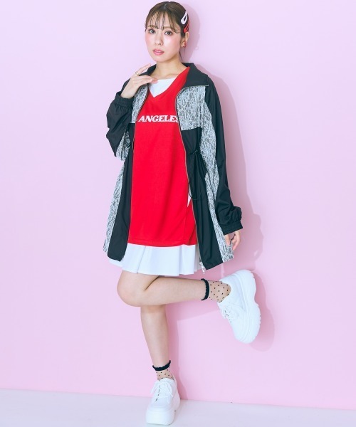 marun（マルン）の「＜大きいサイズ＞ チームユニフォーム風タンクトップ marun（タンクトップ・レディース・レッド・5L/4L/3L/LL/L）」の6枚目の写真