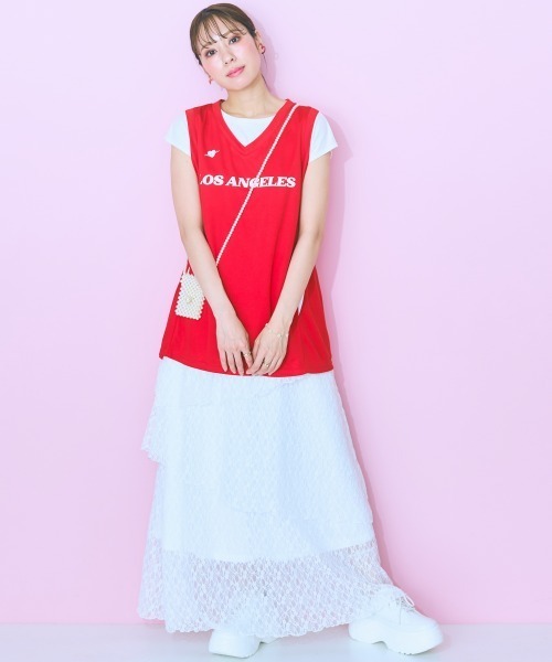 marun（マルン）の「＜大きいサイズ＞ チームユニフォーム風タンクトップ marun（タンクトップ・レディース・レッド・5L/4L/3L/LL/L）」の5枚目の写真