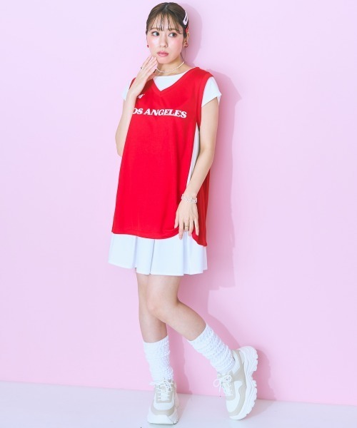 marun（マルン）の「＜大きいサイズ＞ チームユニフォーム風タンクトップ marun（タンクトップ・レディース・レッド・5L/4L/3L/LL/L）」の22枚目の写真