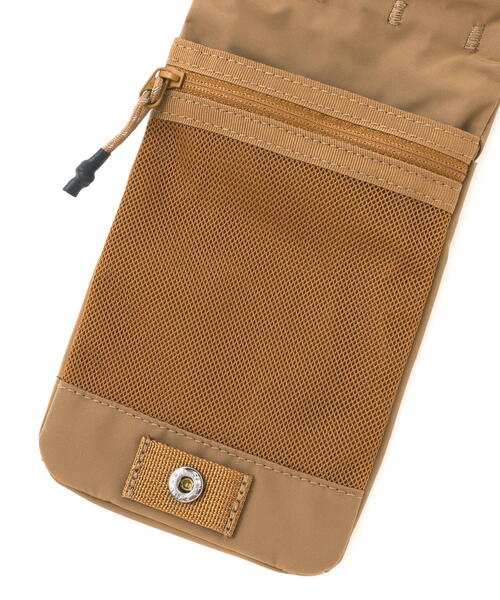 Topologie(トポロジー)の「Topologie/トポロジー Phone Sacoche TECH SATEEN フォンサコッシュ テックサテン【バッグ単体】(ショルダーバッグ・メンズ・ブラック/ブラウン・F)」の6枚目の写真