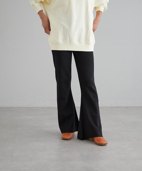 【セール】ニットセミフレアーパンツ（その他パンツ）｜earthy（アーシー）