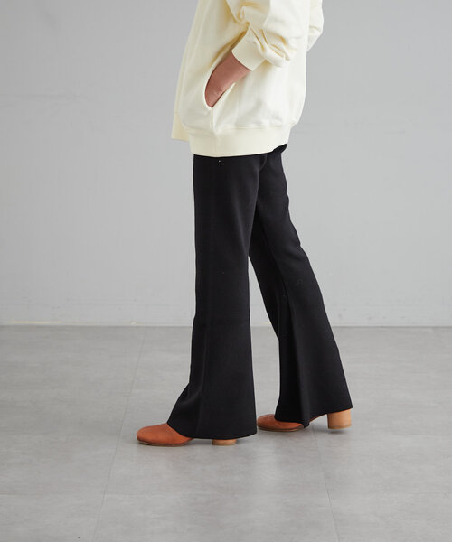 【セール】ニットセミフレアーパンツ（その他パンツ）｜earthy（アーシー）