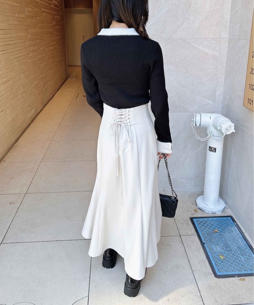 INGNI(イング)の「【WEB限定】配色襟フェザーニット(ニット/セーター・レディース・ホワイト×ブラック/ブラック×ホワイト/グレー系8・M)」の12枚目の写真