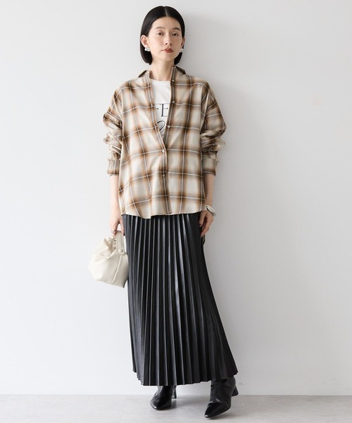 注目■HYKE■大人気 TAFFFETA ×フェイクレザープリーツスカート TAFFETA × FAUX LEATHER PLEATED SKIRT-タフタファーレザー