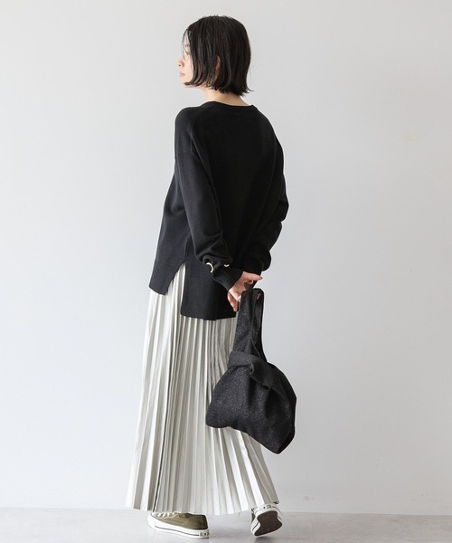 注目■HYKE■大人気 TAFFFETA ×フェイクレザープリーツスカート TAFFETA × FAUX LEATHER PLEATED SKIRT-タフタファーレザー