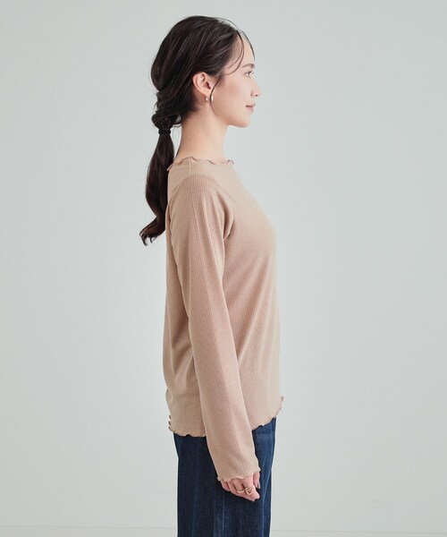 Cutie Blonde(キューティーブロンド)の「◆【高レビュー】1枚でもインナーでも きらきらメロウテレコトップス(Tシャツ/カットソー・レディース・ベージュ/ホワイト系/ブラック・01/02/03/04)」の17枚目の写真