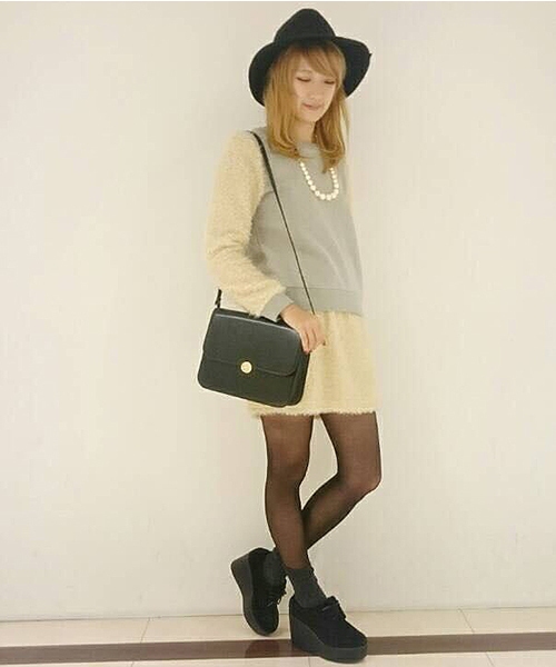 natural couture（ナチュラルクチュール）の「【natural couture NICE CLAUP】ボアタイトスカート（スカート・レディース・ネイビー/グレー/ベージュ・FREE）」の11枚目の写真