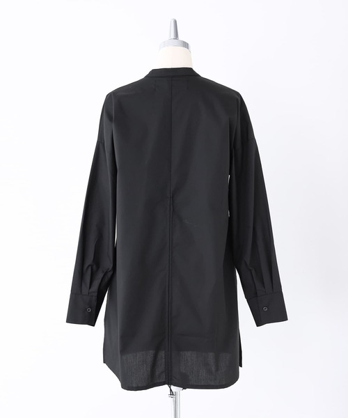 kOhAKU（コハク）の「『ドロストデザインシャツ』（シャツ/ブラウス・レディース・オフホワイト/ブラック・2/1）」の21枚目の写真