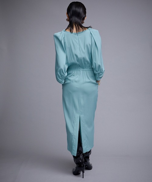 THINGS THAT MATTER（シングス ザット マター）の「VISCOSE VOLUME SLEEVE LONG DRESS / ビスコースボリュームスリーブロングドレス（ドレス・レディース・サックスブルー/イエロー・FREE）」の3枚目の写真