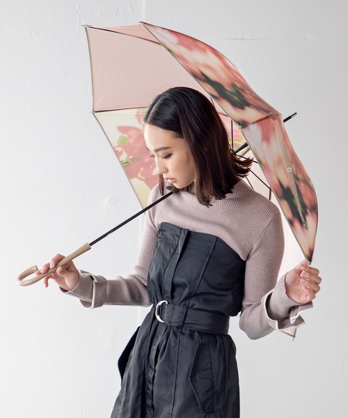MILLION CARATS（ミリオンカラッツ）の「【because】 フォトグラファー花盛友里　“Party in the rain”　クリアプリント長傘（長傘・レディース・ブルー/ピンク/サックスブルー・FREE）」の15枚目の写真