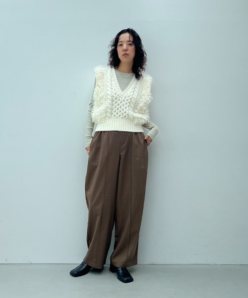 y/m(イム)の「フロントピンタックイージーパンツ(スラックス・レディース・ブラウン/ブラック・FREE)」の8枚目の写真