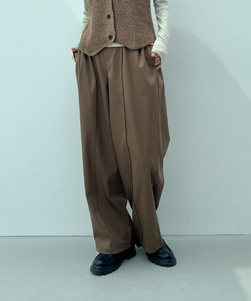 y/m(イム)の「フロントピンタックイージーパンツ(スラックス・レディース・ブラウン/ブラック・FREE)」の12枚目の写真
