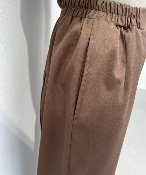 y/m(イム)の「フロントピンタックイージーパンツ(スラックス・レディース・ブラウン/ブラック・FREE)」の18枚目の写真
