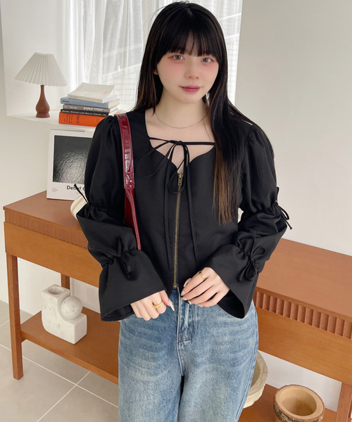 Ada.(エイダ)の「ハートネック キャンディースリーブ リボンデザイン ジップ ブラウス ジャケット(シャツ/ブラウス・レディース・ブラック/グレー/ブラウン・FREE)」の14枚目の写真