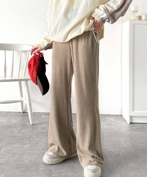 classicalelf(クラシカルエルフ)の「美脚魅せ。ウエストゴム起毛リラックスリブフレアパンツ(その他パンツ・レディース・ブラック/モカ/グレイッシュベージュ・X-LARGE/SMALL/MEDIUM/LARGE)」の13枚目の写真