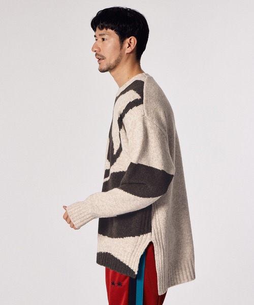 LANVIN en Bleu（ランバンオンブルー）の「【LANVIN en Bleu ESSENTIAL】MESLAY / “マルグリット” インターシャニット（ニット/セーター・メンズ・ワインレッド/グレイッシュベージュ/グレー・MEDIUM/LARGE/X-LARGE）」の20枚目の写真