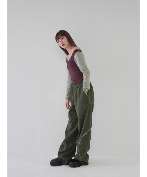 tシャツ 「 cunii 」バイカラーVネックトップス レディース cunii 】バイカラーVネックトップス（Tシャツ/カットソー