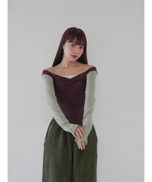 tシャツ 「 cunii 」バイカラーVネックトップス レディース cunii 】バイカラーVネックトップス（Tシャツ/カットソー