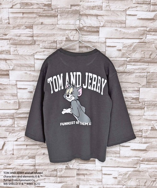 Tom＆Jerry（トムアンドジェリー）の「キッズ トムジェリ BIGロンT TOM&JERRY（Tシャツ/カットソー・キッズ・グレー系その他/ブラック/ベージュ系その他/ホワイト系その他/ダークブルー/ネイビー/オレンジ/オートミール/グレー系その他3/グレー系その他2/ブルー系その他/ブラック系その他/ダークグリーン/杢グレー/オフホワイト/チャコールグレー・130cm/120cm/150cm/140cm/110cm/160cm）」の10枚目の写真