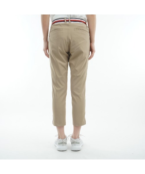 TOMMY HILFIGER GOLF（トミー ヒルフィガー ゴルフ）の「ﾍﾞﾙﾃｯﾄﾞﾂｲﾙ 3/4ﾊﾟﾝﾂ（その他パンツ・レディース・サンドベージュ/ネイビー/ホワイト/ブラック・L/M/LL/S）」の16枚目の写真