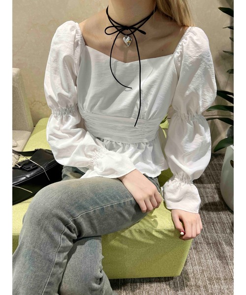 PHILLY(フィリー)の「【PHILLY】キャンディスリーブショートブラウス(シャツ/ブラウス・レディース・グレー/ホワイト・FREE)」の4枚目の写真