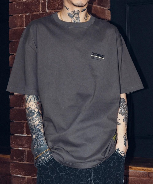 Subciety(サブサエティ)の「Trust tee(Tシャツ/カットソー・メンズ・スミクロ/ホワイト/バーガンディー/ブラック・SMALL/MEDIUM/LARGE/X-LARGE/XX-LARGE)」の13枚目の写真