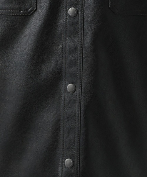 BAYFLOW（ベイフロー）の「フェイクレザーシャツ（ブルゾン・メンズ・ブラック・MEDIUM/LARGE）」の12枚目の写真