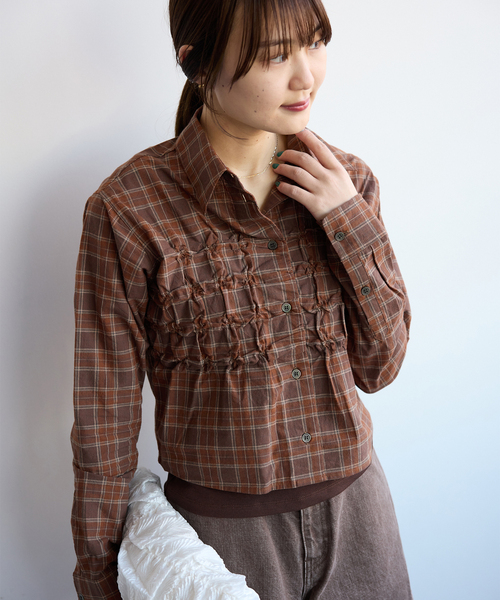 JOINT WORKS(ジョイントワークス)の「シャーリングチェックシャツ(シャツ/ブラウス・レディース・ブラウン/ホワイト/サックスブルー・FREE)」の19枚目の写真