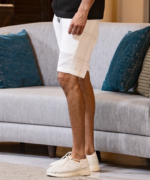 1PIU1UGUALE3 RELAX(ウノピゥウノウグァーレトレ リラックス)チェック