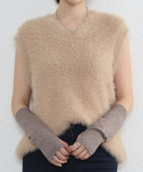 LUMIRA(アパレル)(ルミラ)の「ふわふわシャギー ニット(ニット/セーター・レディース・ベージュ/アイボリー/グレー/ブラック・FREE)」の13枚目の写真