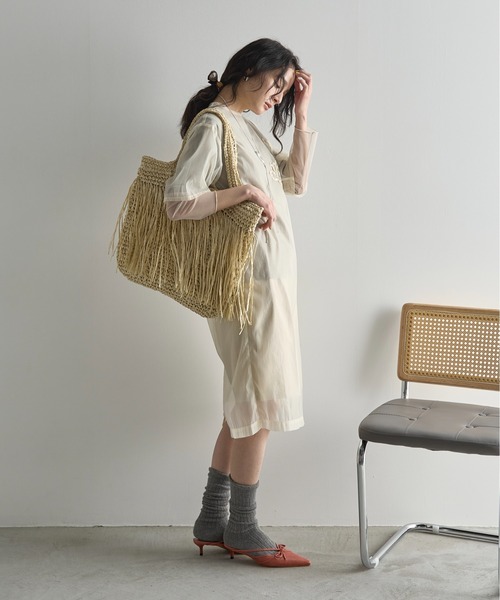 THE YOn（ザヨン）の「フラワーコード刺繍シアーワンピース（ワンピース・レディース・ミント/キャメル/アイボリー・FREE）」の6枚目の写真