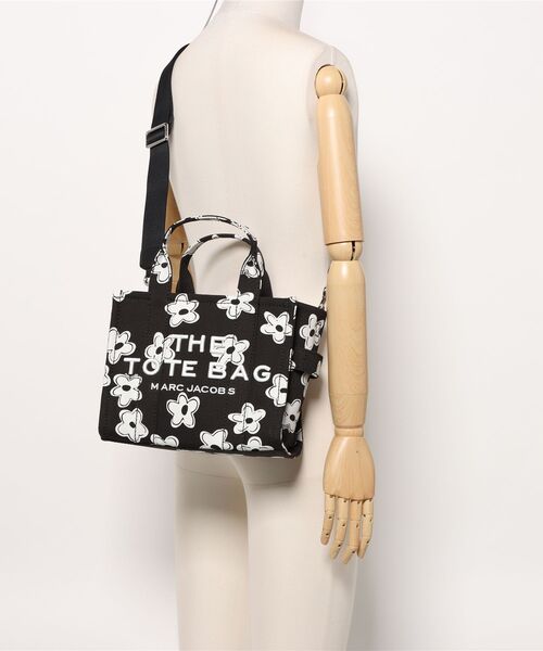 MARC JACOBS（マークジェイコブス）の「DAISY CANVAS TOTE BAG THE
