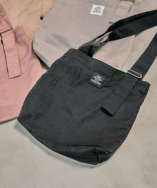 LEPSIM(レプシィム)の「マルチWAYトート 326226(トートバッグ・レディース・ブラック/ベージュ/ピンク/ライトグレー・ONE SIZE)」の20枚目の写真