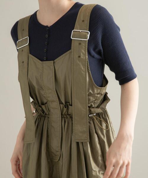 KBF(ケイビーエフ)の「ミリタリージャンパースカート(ワンピース・レディース・チャコールグレー/カーキ/アイボリー・ONE)」の12枚目の写真