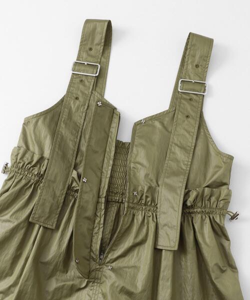 KBF(ケイビーエフ)の「ミリタリージャンパースカート(ワンピース・レディース・チャコールグレー/カーキ/アイボリー・ONE)」の19枚目の写真