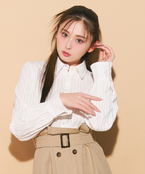 REDYAZEL（レディアゼル）の「フレアペプラムシャツ（シャツ/ブラウス・レディース・オフホワイト/サックスブルー/ブラック・FREE）」の8枚目の写真