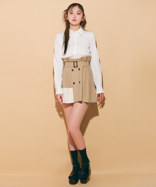 REDYAZEL（レディアゼル）の「フレアペプラムシャツ（シャツ/ブラウス・レディース・オフホワイト/サックスブルー/ブラック・FREE）」の9枚目の写真