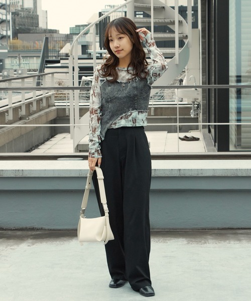 ROOPTOKYO(ループトウキョウ)の「コルセットビスチェ付きシアートップス 秋物 秋服 2026年秋冬(Tシャツ/カットソー・レディース・ホワイト/グレー系1/ブラウン/ネイビー系1/ホワイト×ブラック/ライトブルー/ネイビー系2・FREE)」の5枚目の写真