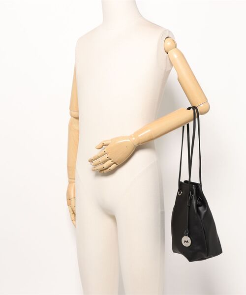marco masi（マルコマージ）の「【MARCO MASI/マルコ・マージ】巾着　ショルダーバッグ　バケツバッグ（ショルダーバッグ・レディース・シルバー/ブラック・FREE）」の7枚目の写真