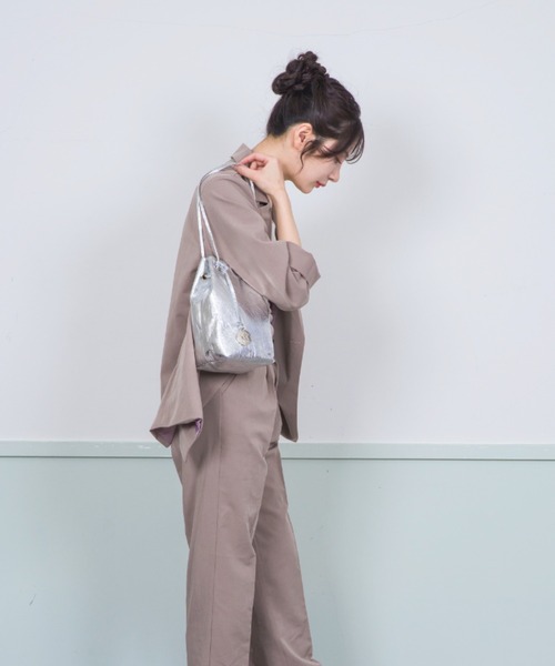 marco masi（マルコマージ）の「【MARCO MASI/マルコ・マージ】巾着　ショルダーバッグ　バケツバッグ（ショルダーバッグ・レディース・シルバー/ブラック・FREE）」の19枚目の写真