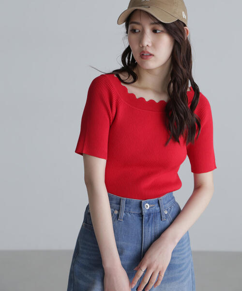 FREE'S MART(フリーズマート)の「◆2WAYオフショルスカラップニット(ニット/セーター・レディース・レッド/ブラック/ホワイト/ブルー・FREE)」の4枚目の写真