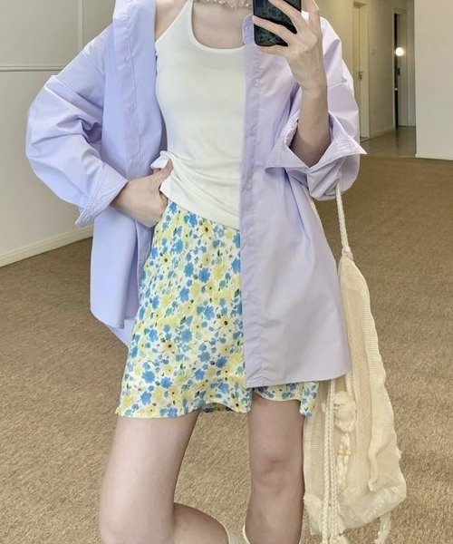 gossip!ロサンゼルス(ゴシップロサンゼルス)の「ヴィンテージ風 コントラストカラー×フラワープリント ミニスカート 日常&シンプル(スカート・レディース・マルチ・S/M)」の5枚目の写真