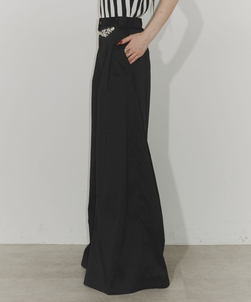 Chris TROIS.(クリストロワ)の「Bijou belt wide pants(その他パンツ・レディース・ブルー/オレンジ/ブラック・0/1)」の12枚目の写真