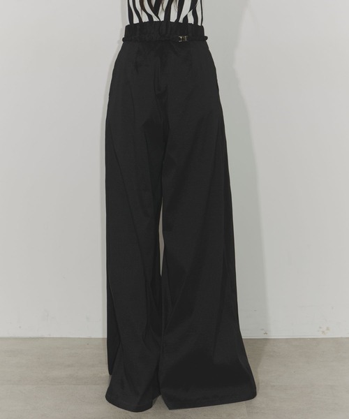 Chris TROIS.(クリストロワ)の「Bijou belt wide pants(その他パンツ・レディース・ブルー/オレンジ/ブラック・0/1)」の13枚目の写真