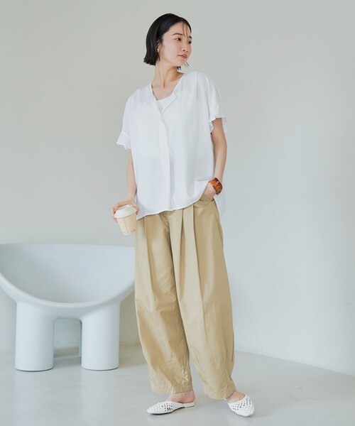coen(コーエン)の「【接触冷感】袖フリルスキッパーブラウス(シャツ/ブラウス・レディース・オフホワイト/クリーム/ダークグレー・FREE)」の20枚目の写真