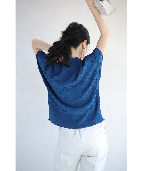 cawaii（カワイイ）の「ゆったり「楽」 彫刻花ドルマントップス（Tシャツ/カットソー・レディース・ブルー/ホワイト/ブラック・FREE）」の8枚目の写真