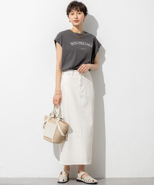 23区 L(ニジュウサンクオオキイサイズ)の「【接触冷感/洗える】BON-PRESAGE ロゴ フレンチスリーブ Tシャツ(Tシャツ/カットソー・レディース・ホワイト系/ライトグレー系/グレー系・44/46)」の11枚目の写真