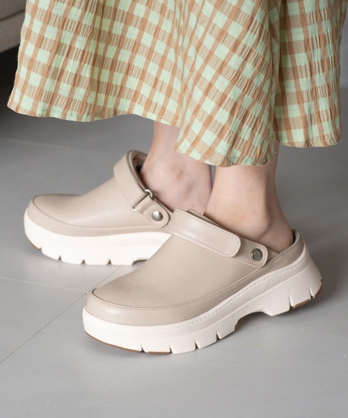 JELLY BEANS(ジェリービーンズ)の「2WAYベルト付きクロッグサボミュールシューズ(215-53158)JELLY BEANS(ジェリービーンズ)(サンダル・レディース・ブラック×ホワイト/ベージュ/アイボリー・S/L/M)」の21枚目の写真